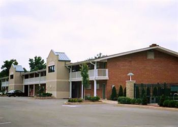 OVERLAND PARK Howard Johnson