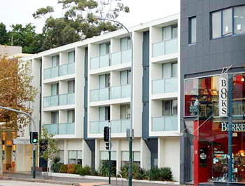 PADDINGTON Sullivans Hotel