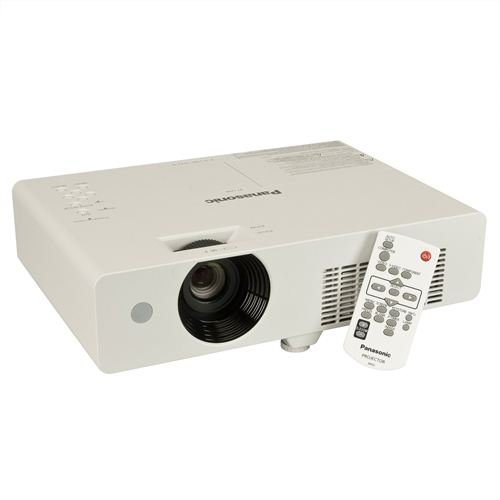 Panasonic PT LX26EA - LCD projector - 2600 ANSI lumens - XGA (1024 x 768) - 4:3