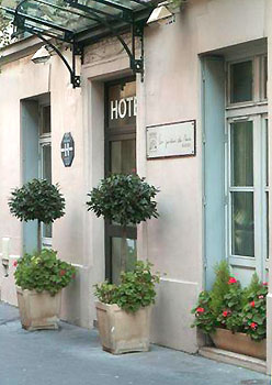 PARIS Hotel Jardins de Paris Marais Bastille
