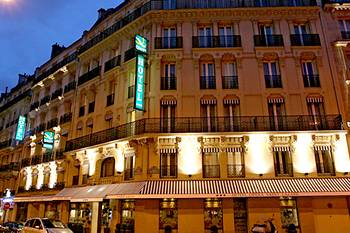 PARIS Quality Hotel Opera Saint Lazare