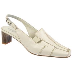 Female Pek524 Leather Upper Leather Lining Comfort Sandals in Beige