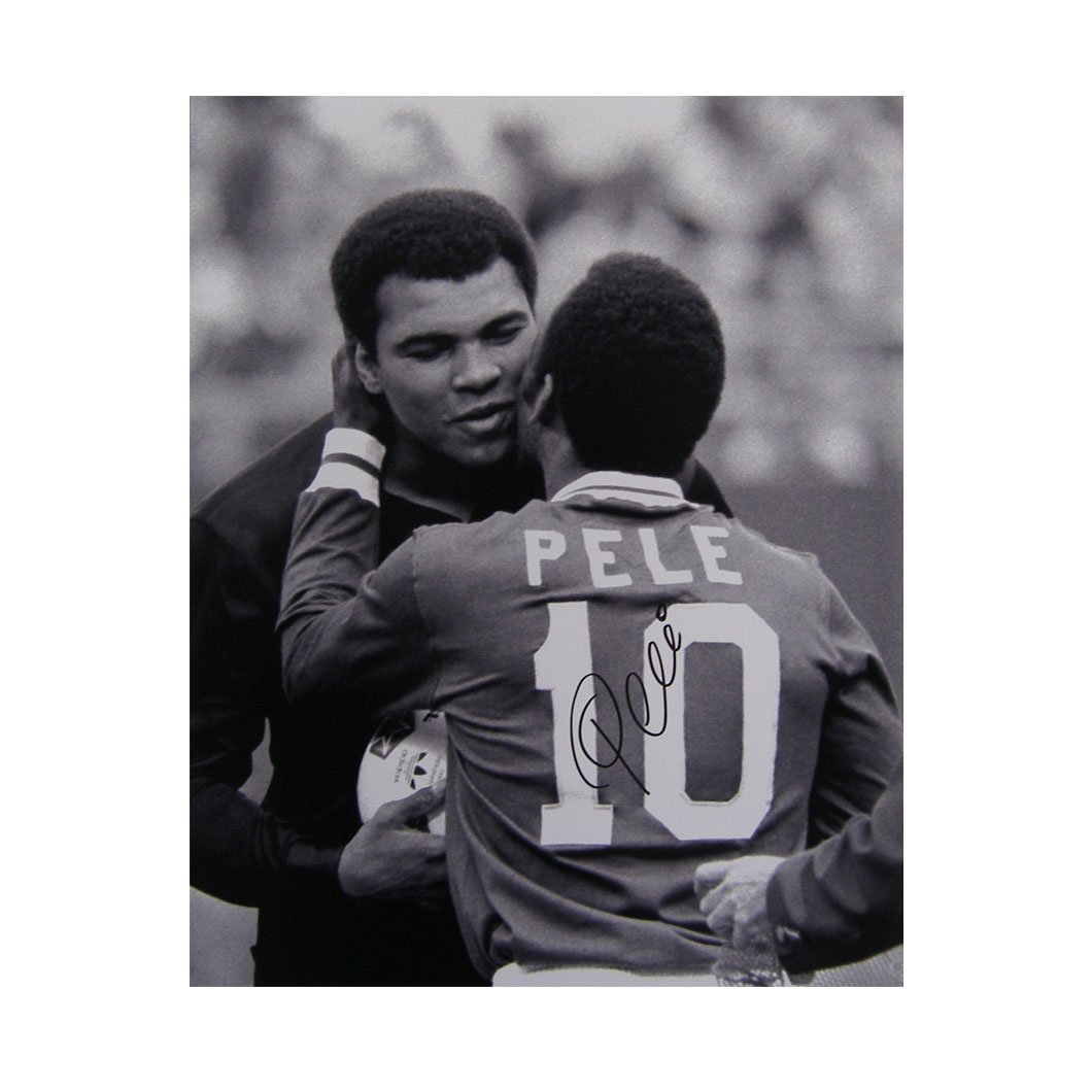 pele Signed Photo - Pele Embraces Ali