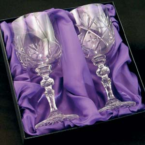 personalised Pair of Crystal Red Wine Glasses