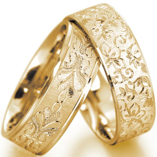 gold wedding ring