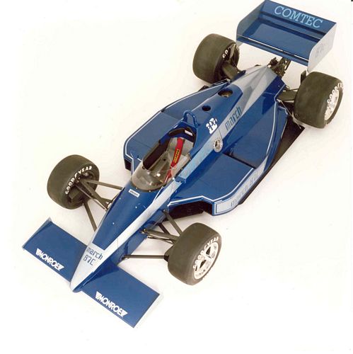 March 87C Front 3/4 Top Down Photo (20cm x 20cm)