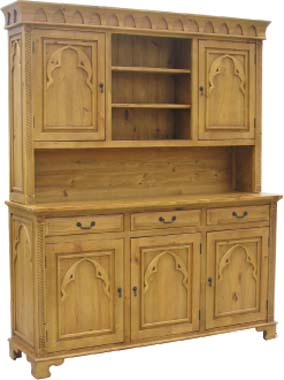 pine DRESSER TRIPLE DOOR MEDIEVAL