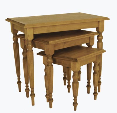 pine TABLE COFFEE NEST FLUTED