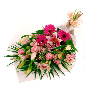 pink Gift Wrap - flowers