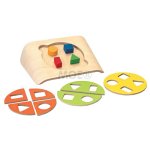 53470: Wooden Shape Sorter