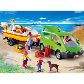 Family Van and Speed Boat (4144)