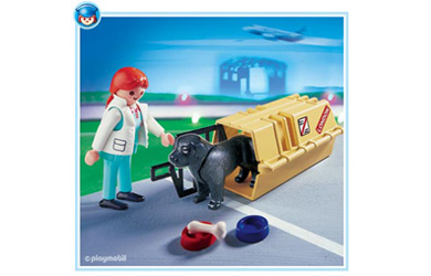 playmobil Passenger with Dog Cargo 4317