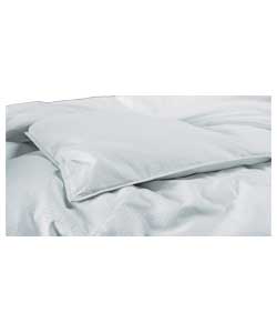 premium Brand Microfibre 10.5 Tog Kingsize Bed