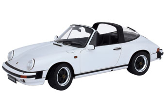 Premium ClassiXXs Porsche 911 Carrera 3.2 Targa in White