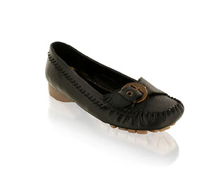 Priceless Cosy Moccasin Shoe with Trim