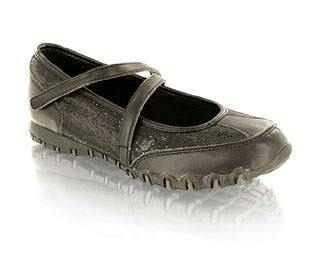 Priceless Trendy Casual Shoe With Cross Over Velcro Strap