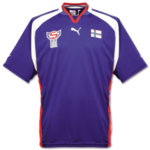 Puma 03-04 Faroe Islands Away shirt