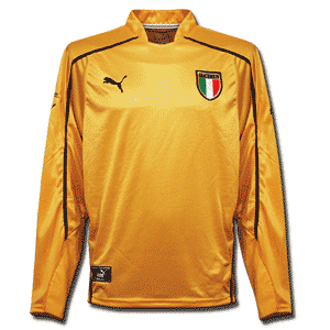 Puma 03-04 Italy Away GK shirt