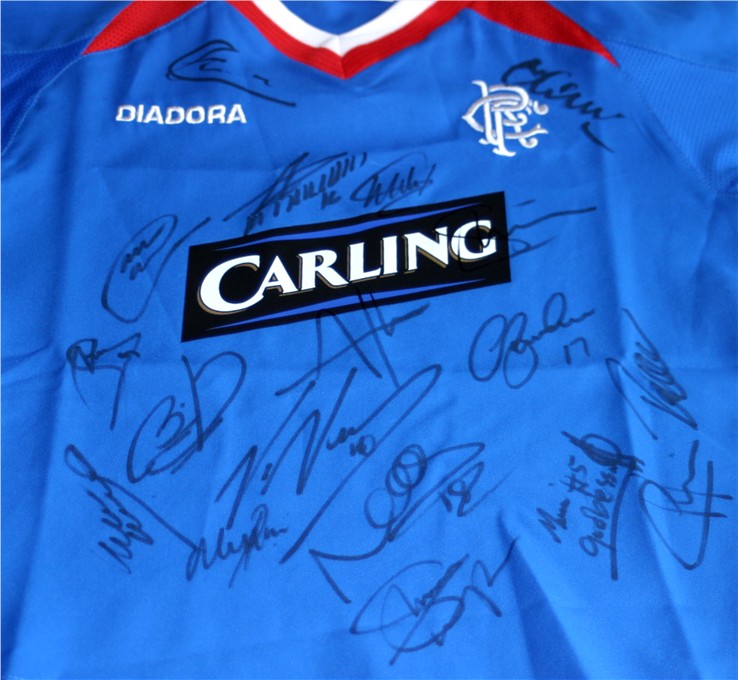 RANGERS 2005 HOME SHIRT SIGNED BY 18
