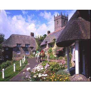 Ravensburger Cottages At Godshill 1000 Piece Jigsaw Puzzle