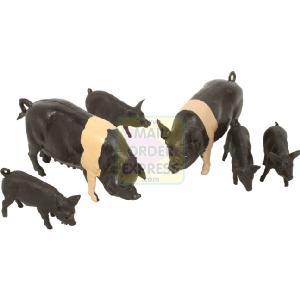 Britains 1 32 Scale Saddleback Pigs