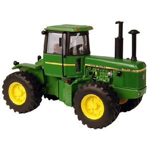 RC2 Britains John Deere 8440 Tractor 1 32 Scale