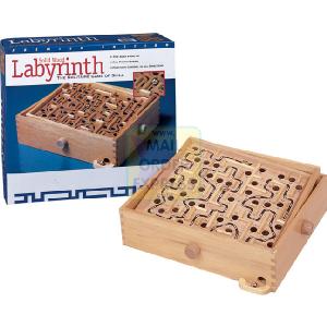 Wodden Labyrinth