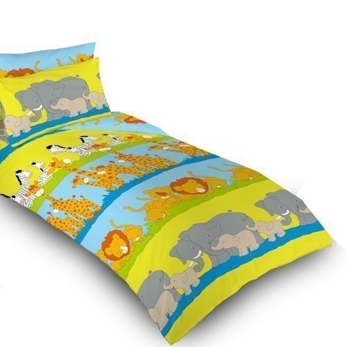 Childrens Single Bed Colourful Animal Print Duvet Cover Set. Colour: Bright Multi-colour Animal Families Design. Size: 135cm x 200cm