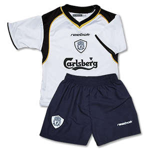 Reebok 01-02 Liverpool A Mini Kit (2-3 Yrs)