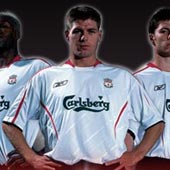 Reebok Liverpool Away Shirt 2005/06 - Juniors with Gerrard 8 printing.