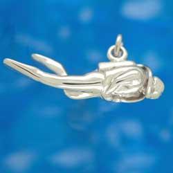 Reef Jewelry Small Diver Pendant