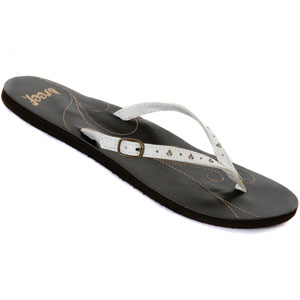 Buckle Up Sandal - Brown/White