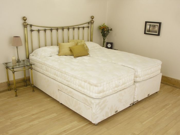 Relyon Beds Chesterfield 6ft Super Kingsize Divan Bed