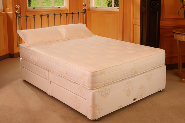 Relyon Beds Latex Luxury Divan Bed Double 135cm