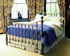 Relyon Dorset Classic- 5FT Kingsize- Hand Polished Bedstead