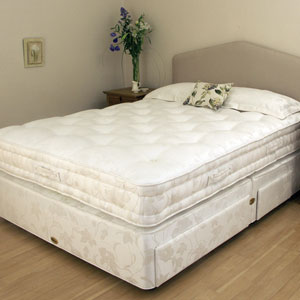Relyon Pocketed Latex Supreme- 4FT 6 Divan Bed