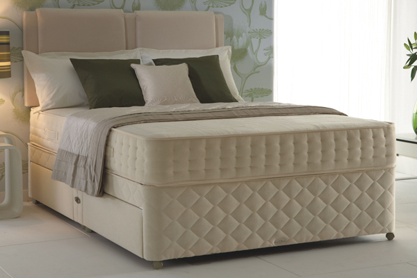 Rest Assured Affinity 1000 Pocket Memory Foam Divan Bed