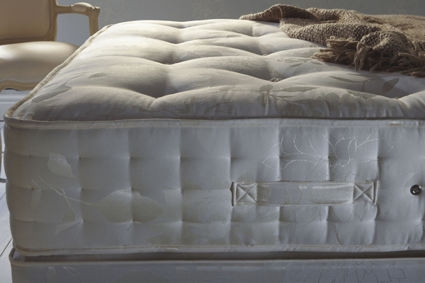 rest assured pocket sprung memory foam mattress
