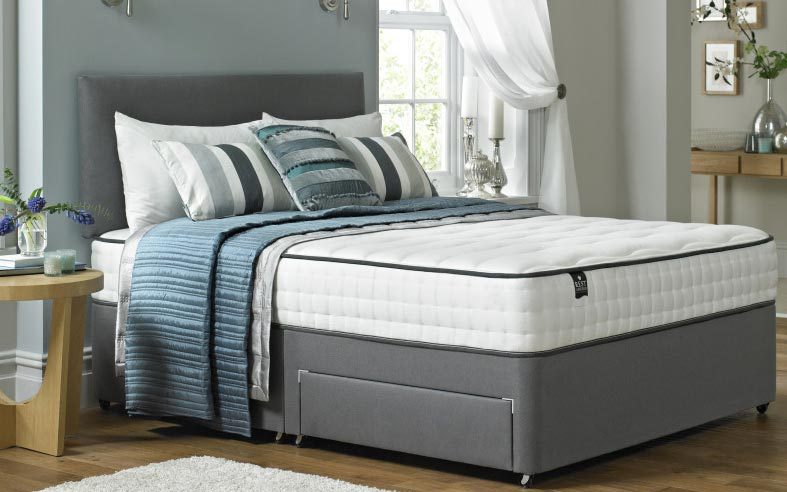 Rest Assured Latina 1000 Pocket Memory Divan