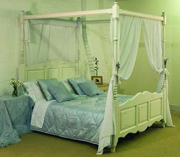 Marseilles Four Poster Bed