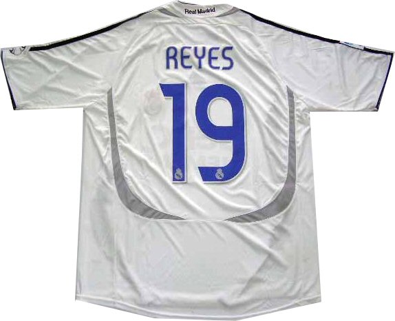 Adidas 06-07 Real Madrid home (Reyes 19)