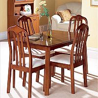 Richmond Table & Chairs