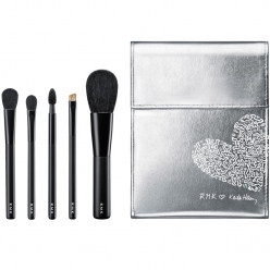 RMK CHRISTMAS BRUSH SET 2010 (5 PRODUCTS)