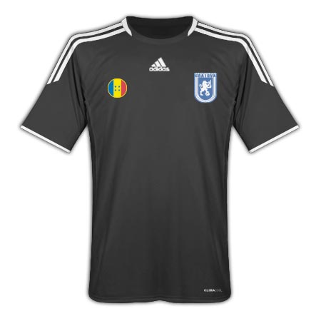 Adidas 2010-11 FC Universitatea Craiova Away Shirt