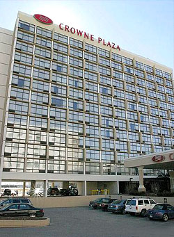 ROSEMONT Crowne Plaza Hotel Chicago OHare