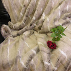 rucomfy Malt Faux Fur Throw