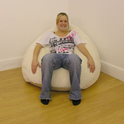 Recommended Age - 12     FAUX FUR BEANBAGS AVAILABLE IN 29 DESIGNS AND COLOURS    How to care for yo