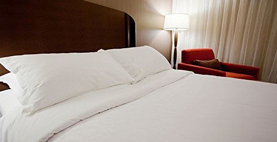 Sabichi Double Valance Sheet, Ice White