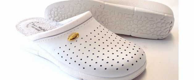 San Malo value Nursing Clogs with perforations - White - Size 40