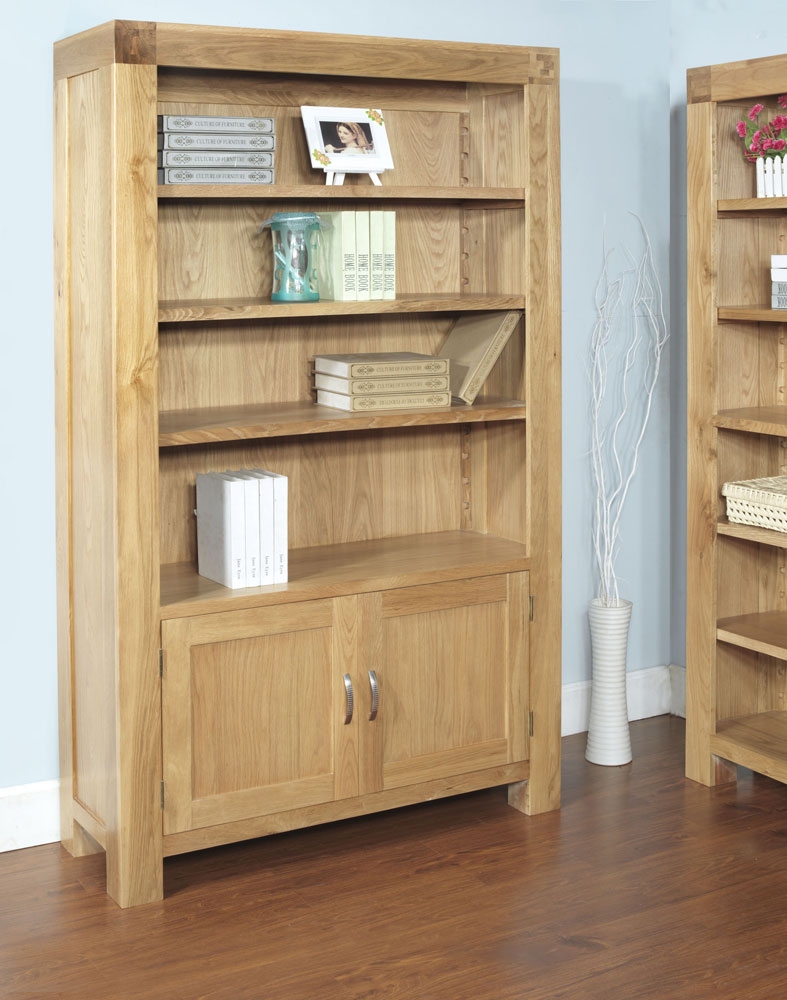Blonde Oak 2 Door Bookcase with 3